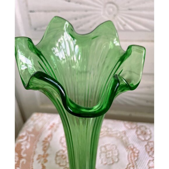Vintage MCM Pair Ribbed Green Glass Swung Fluted Vases 12" - Picture 8 of 10